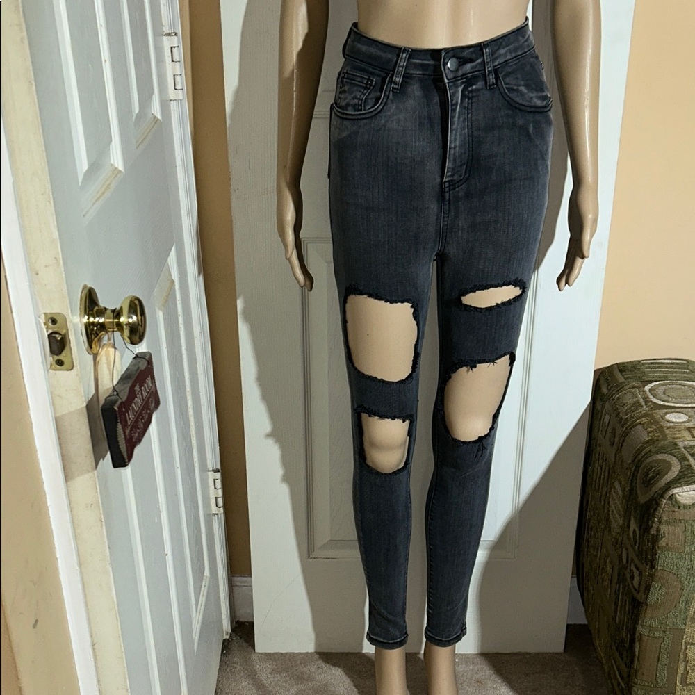 Pretty Little Thing Washed Black Open Thigh Distressed Pocket Skinny Jeans